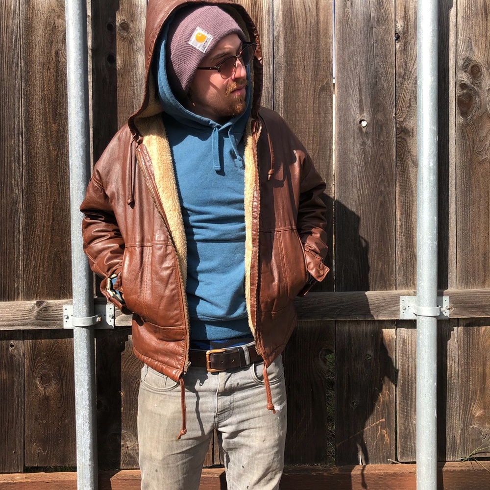 Men’s vintage sherpa lined brown leather jacket
